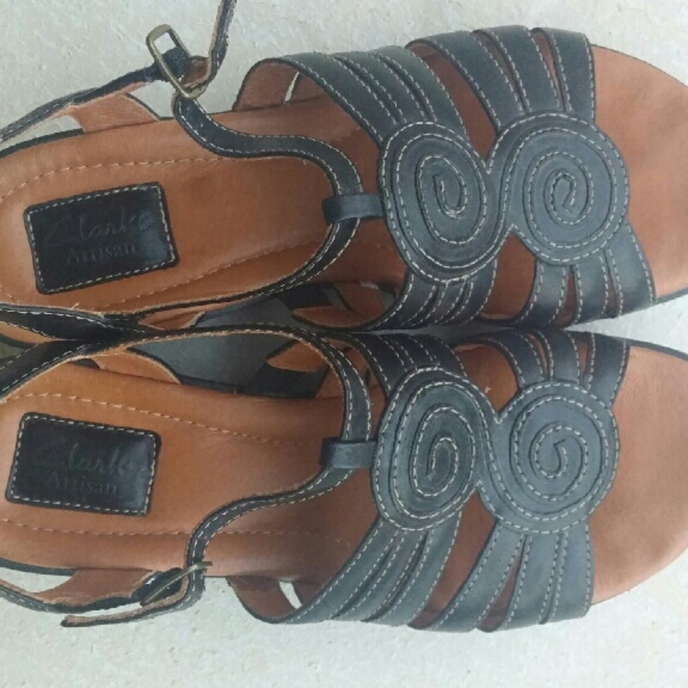 Clarks Women's Black Strappy Spiral Sandals